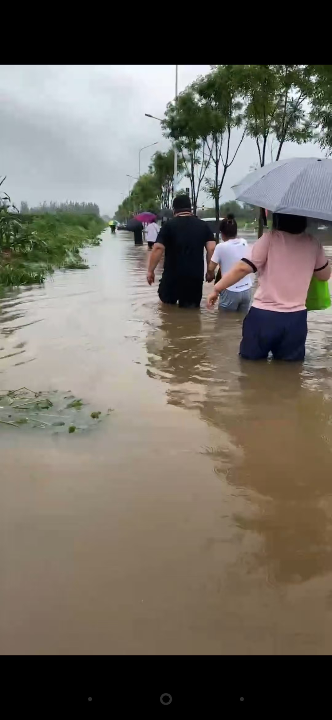 風(fēng)雨前行，無(wú)懼無(wú)悔——沈陽(yáng)大區(qū)汛期一線工作記實(shí)